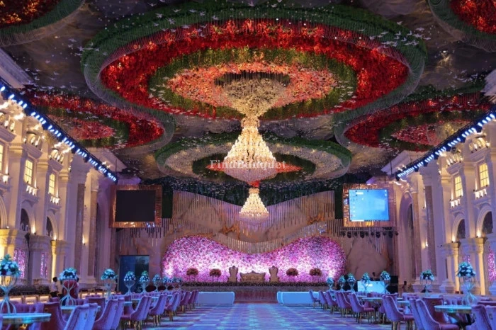 GOLDEN APPLE ROHINI